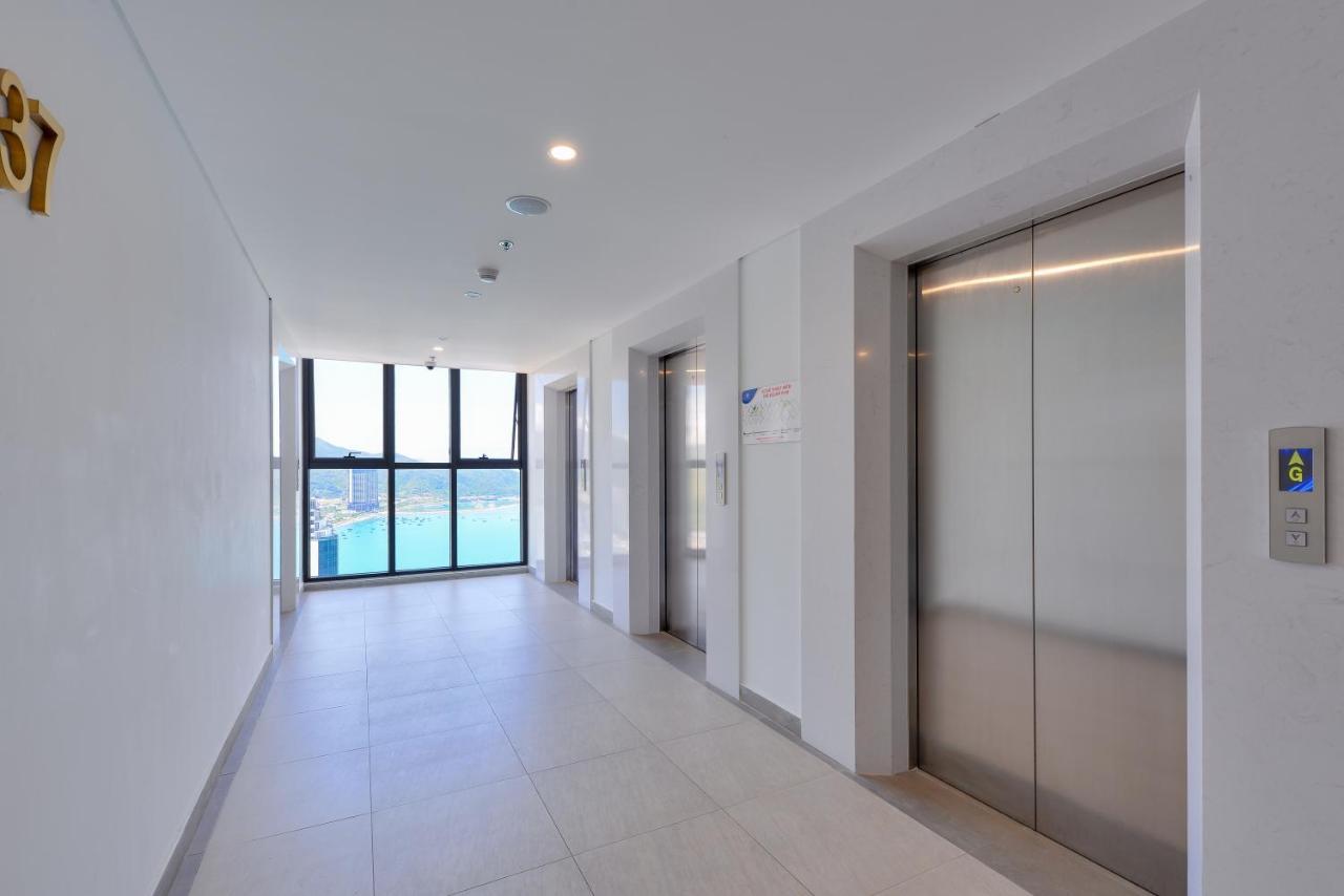 S Lux Apartment Scenia Bay Nha Trang Exterior photo