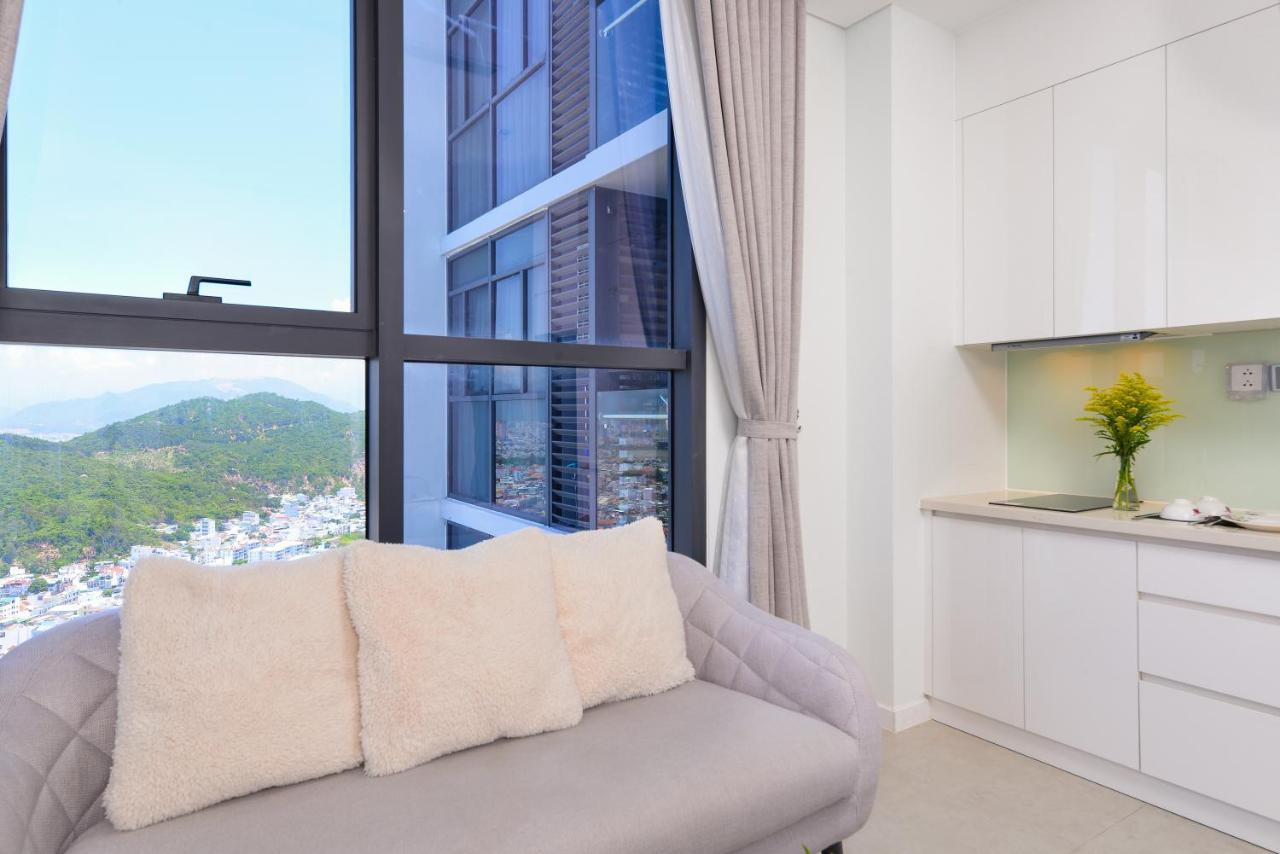 S Lux Apartment Scenia Bay Nha Trang Exterior photo
