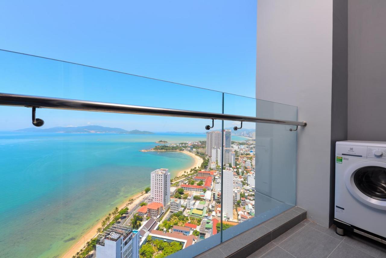 S Lux Apartment Scenia Bay Nha Trang Exterior photo
