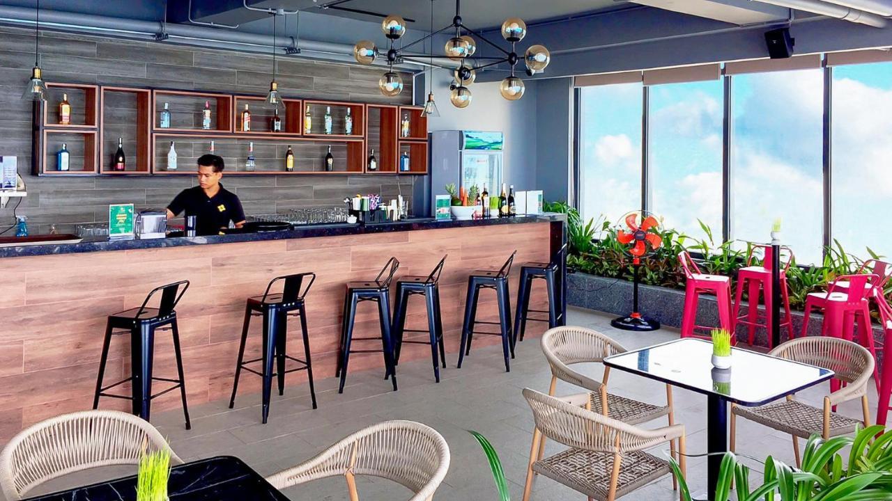 S Lux Apartment Scenia Bay Nha Trang Exterior photo