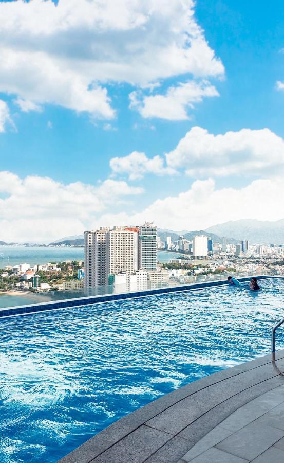 S Lux Apartment Scenia Bay Nha Trang Exterior photo