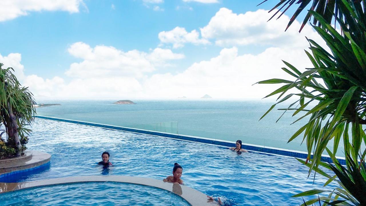 S Lux Apartment Scenia Bay Nha Trang Exterior photo
