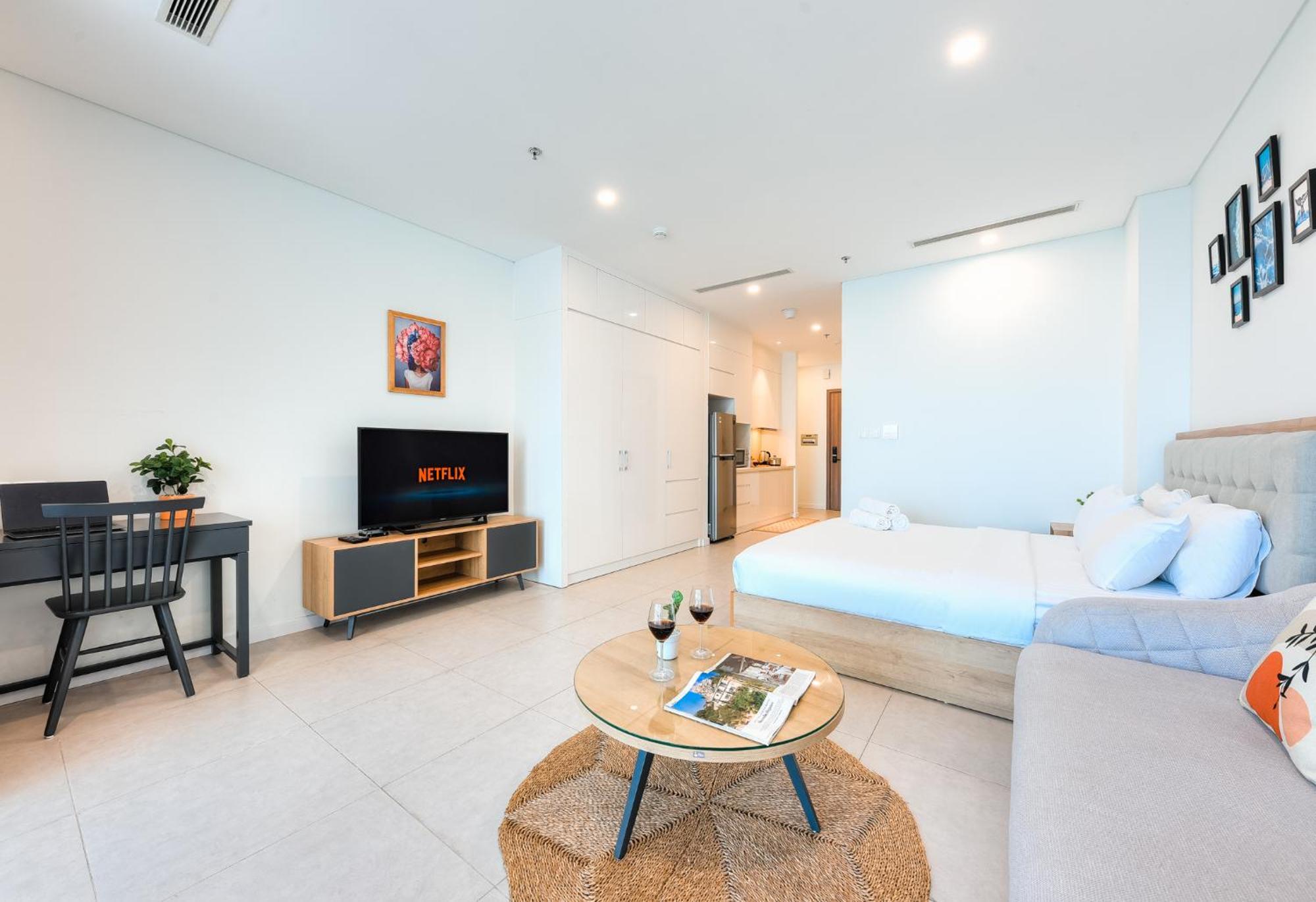 S Lux Apartment Scenia Bay Nha Trang Exterior photo