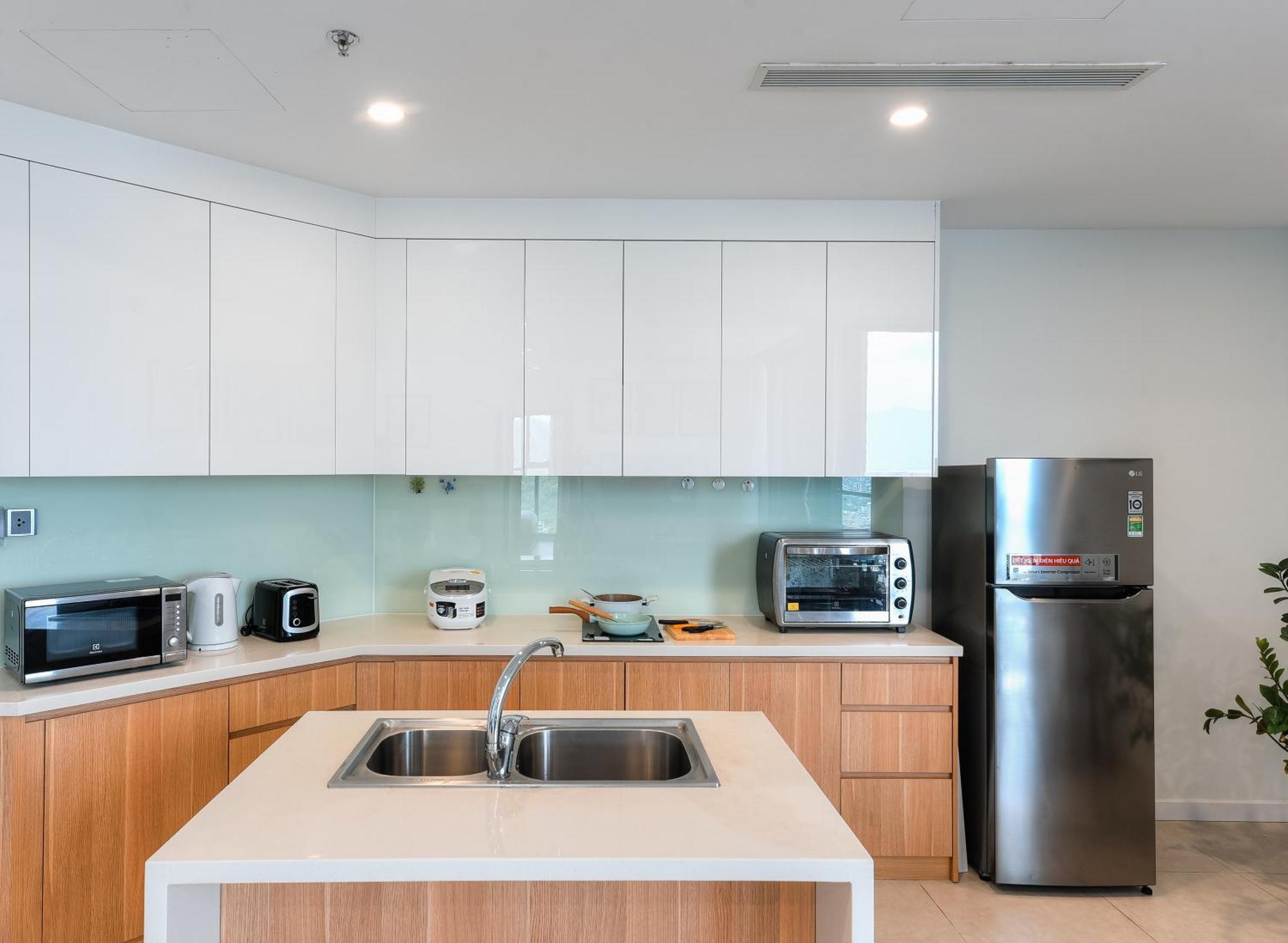 S Lux Apartment Scenia Bay Nha Trang Exterior photo