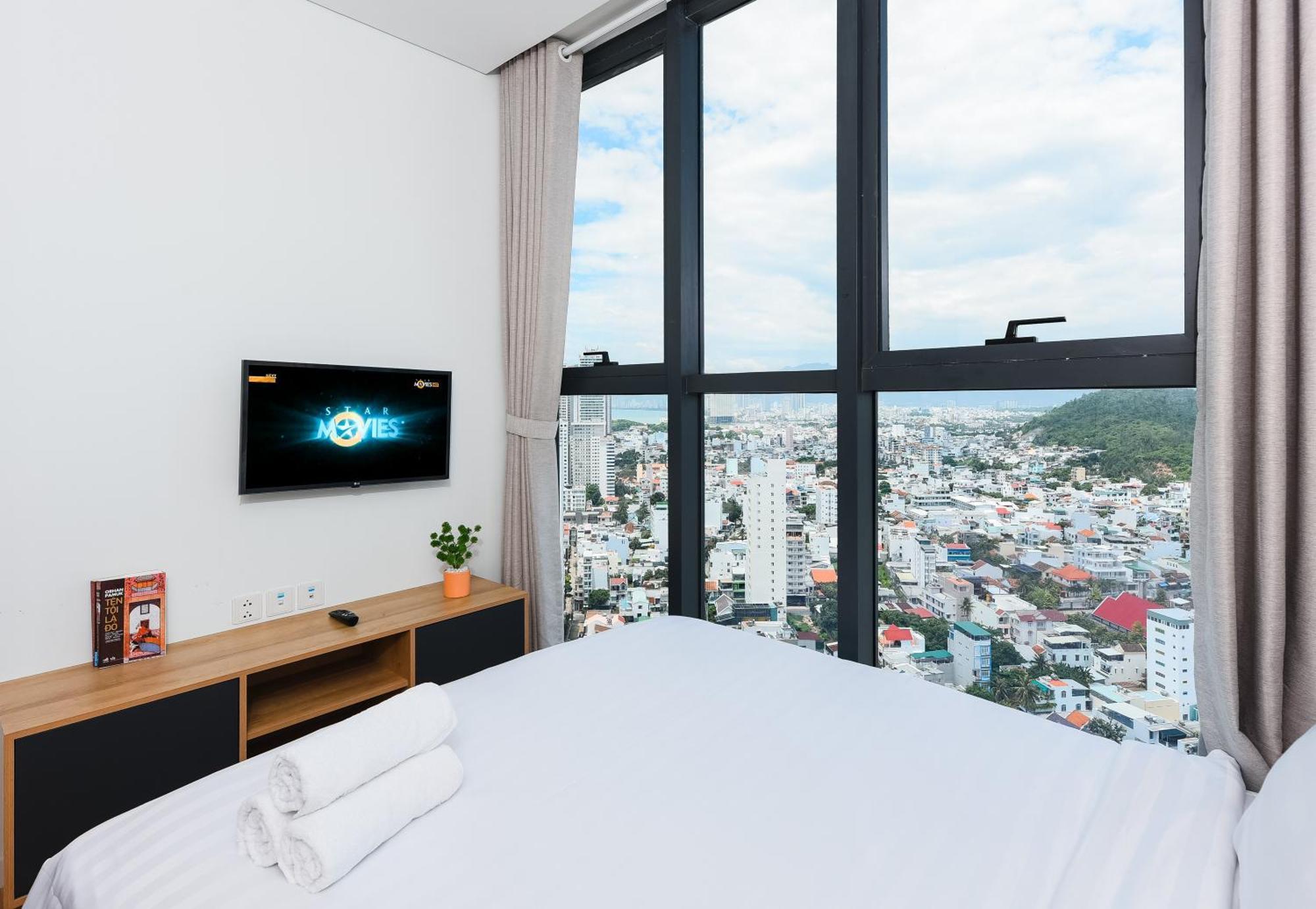 S Lux Apartment Scenia Bay Nha Trang Exterior photo